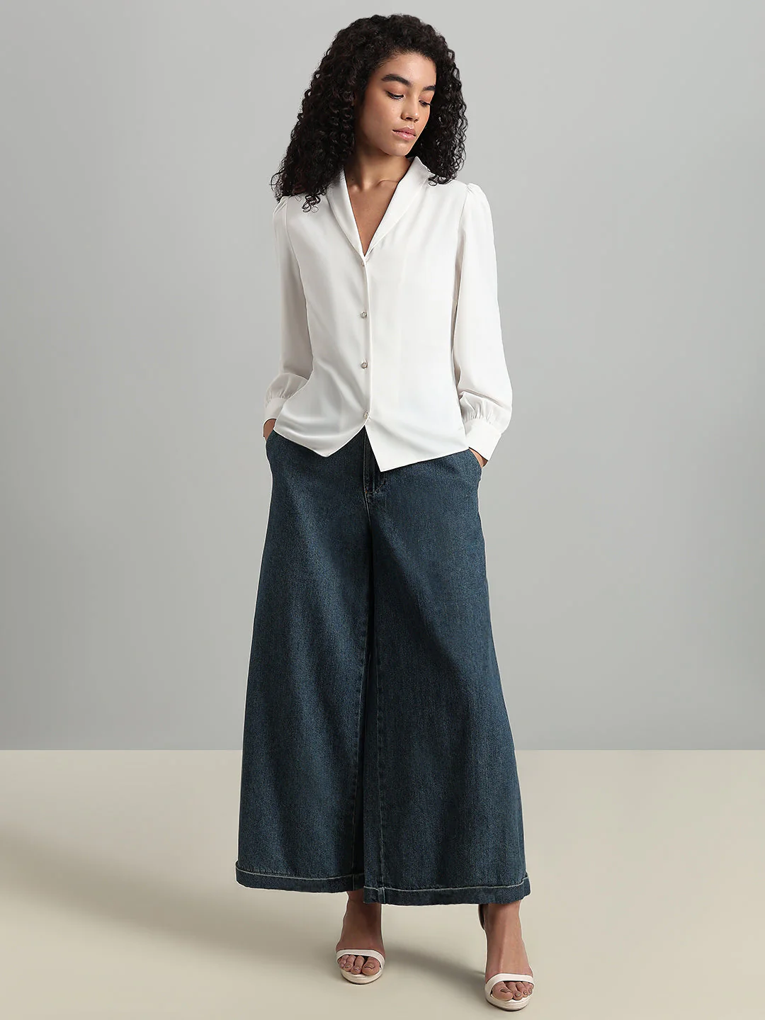 Shawl Collar Full Sleeves Top - White - Image 5