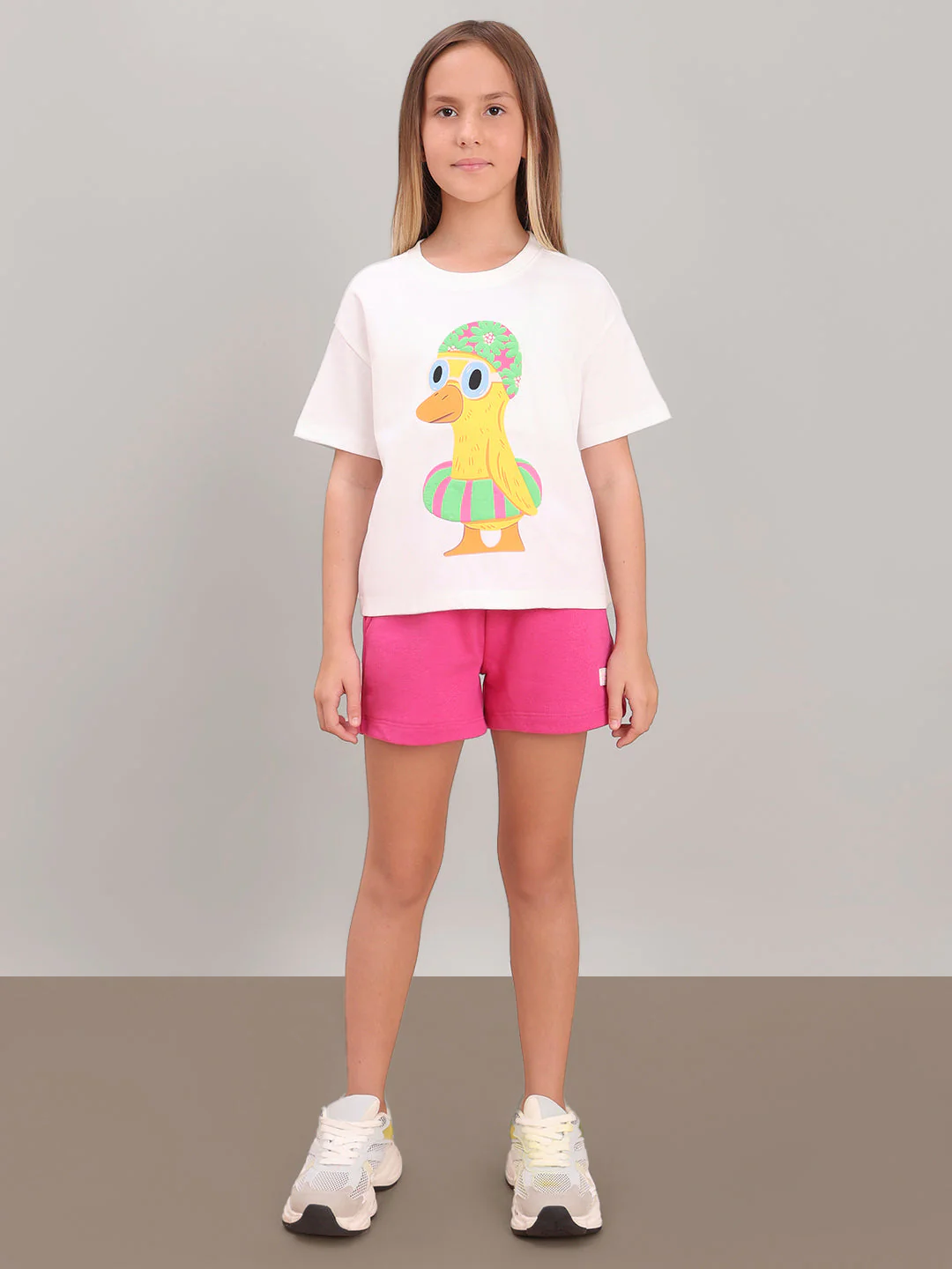 GIRL White Duck Print T-shirt - Image 5